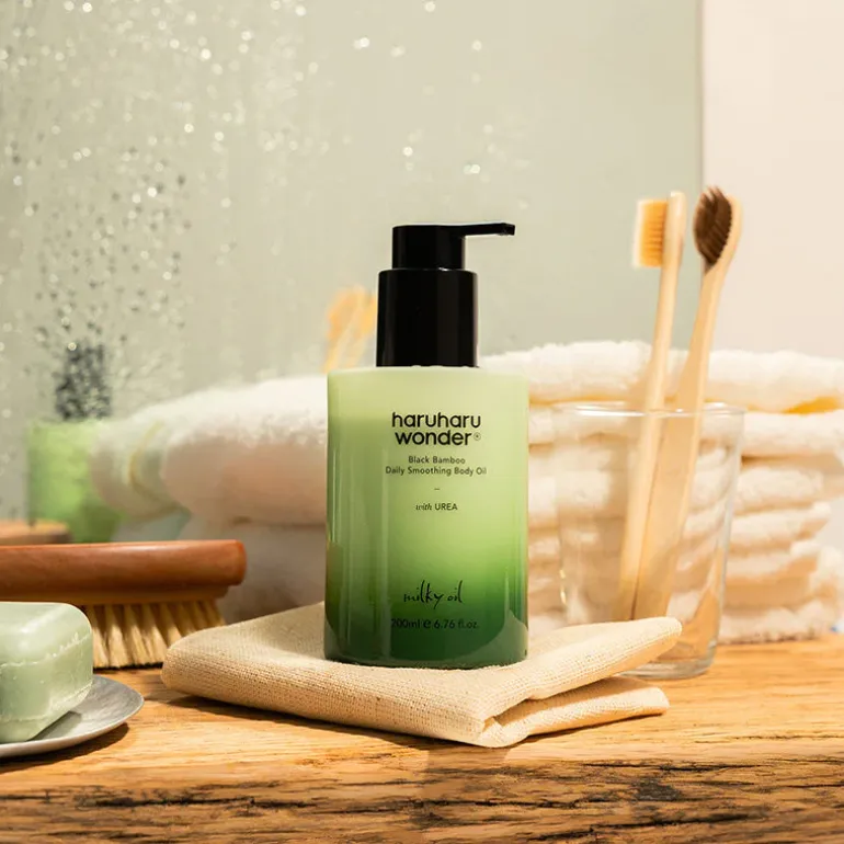 Black Bamboo Daily Smoothing Body Oil