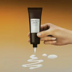 Madagascar Centella Probio-Cica Glow Sun Ampoule