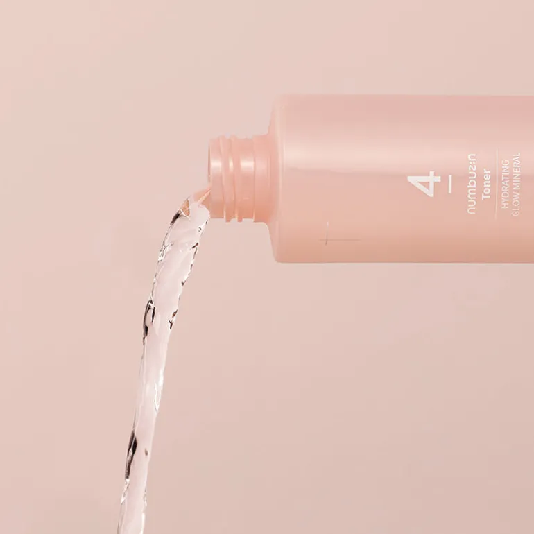 No.4 Hydrating Glow Mineral Toner