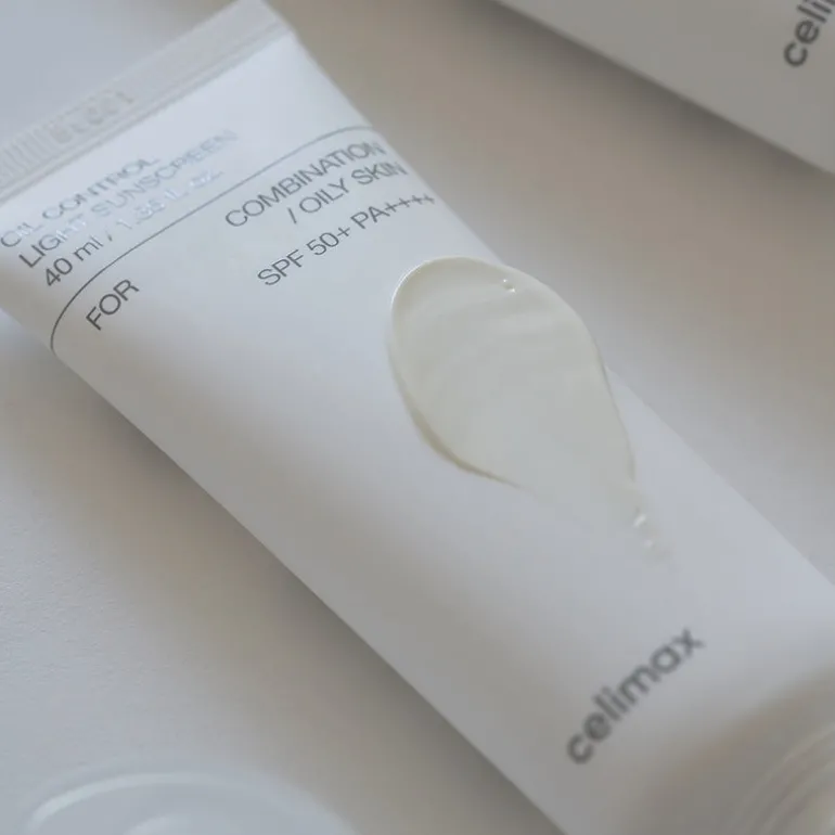 Oil Control Light Sunscreen