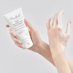 Oligo Hyaluronic Acid Foam Cleanser
