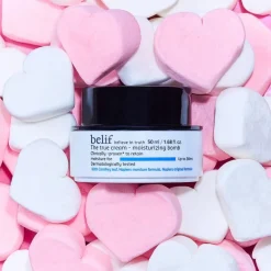 The True Cream Moisturizing Bomb